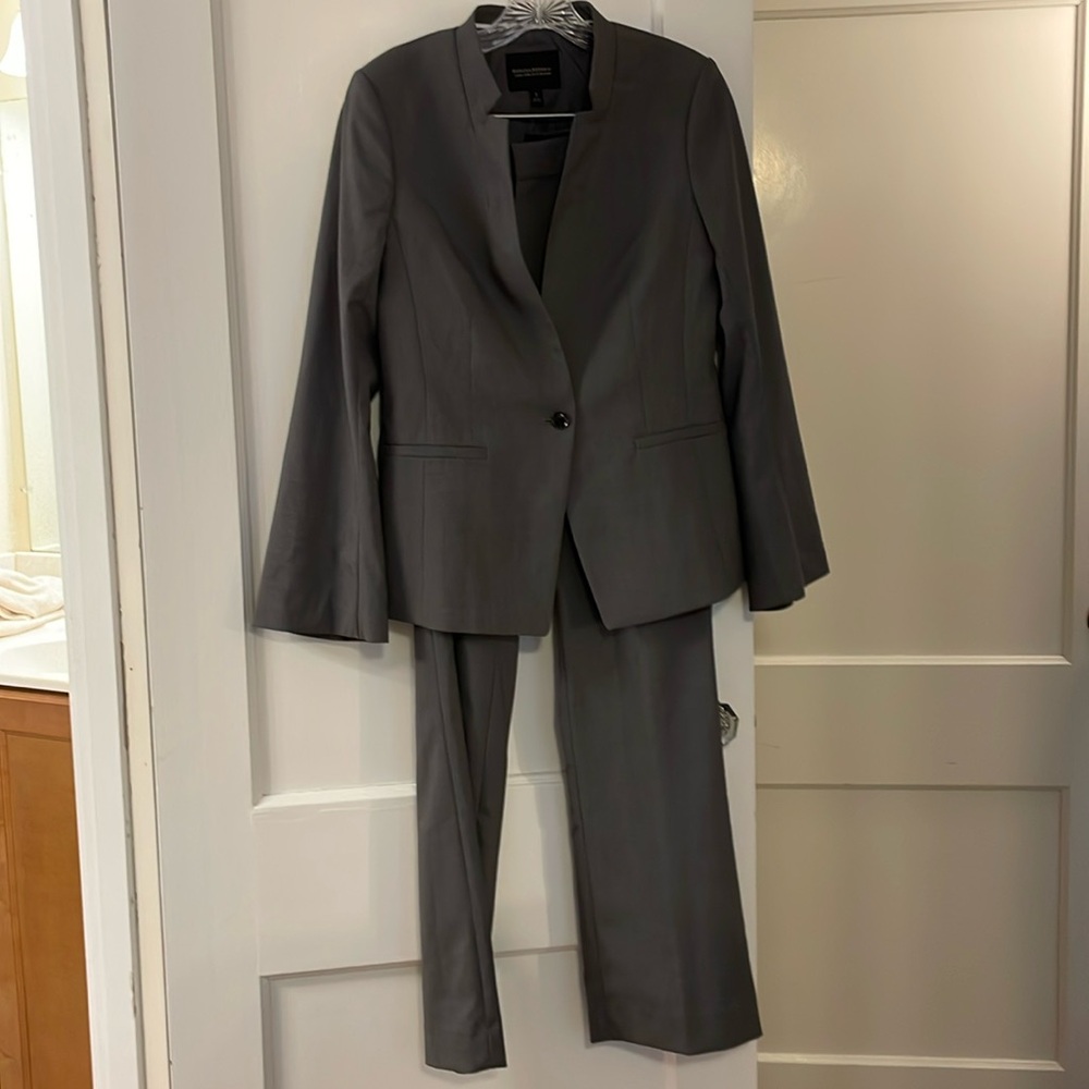 NWT Banana Republic 2-pc gray pantsuit size 4
